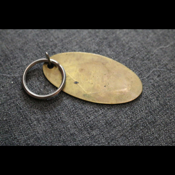 Vintage key chain Quebec Canada - Picture 2 of 2